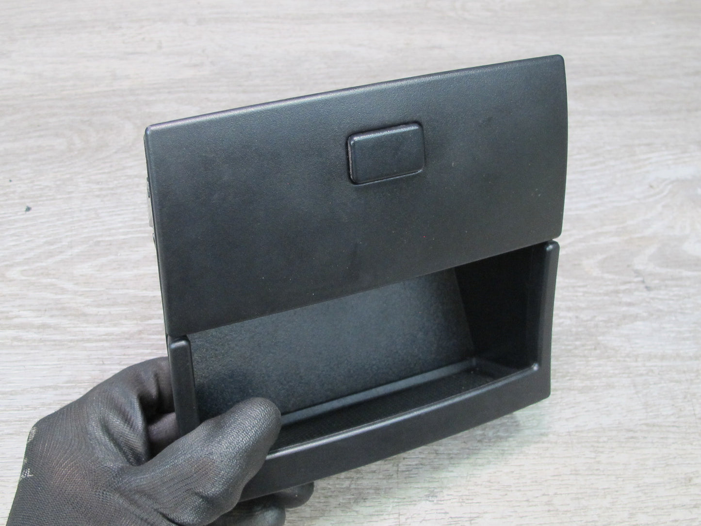 06-11 Mercedes W164 Ml-class Rear Center Console Storage Tray 1646800510 OEM