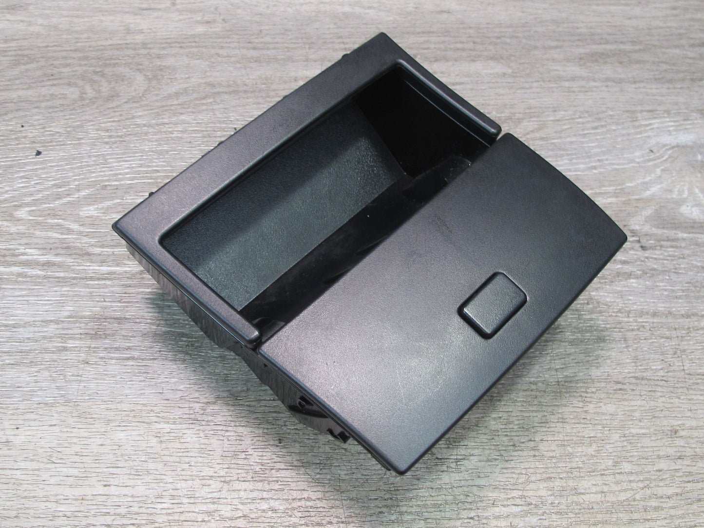06-11 Mercedes W164 Ml-class Rear Center Console Storage Tray 1646800510 OEM