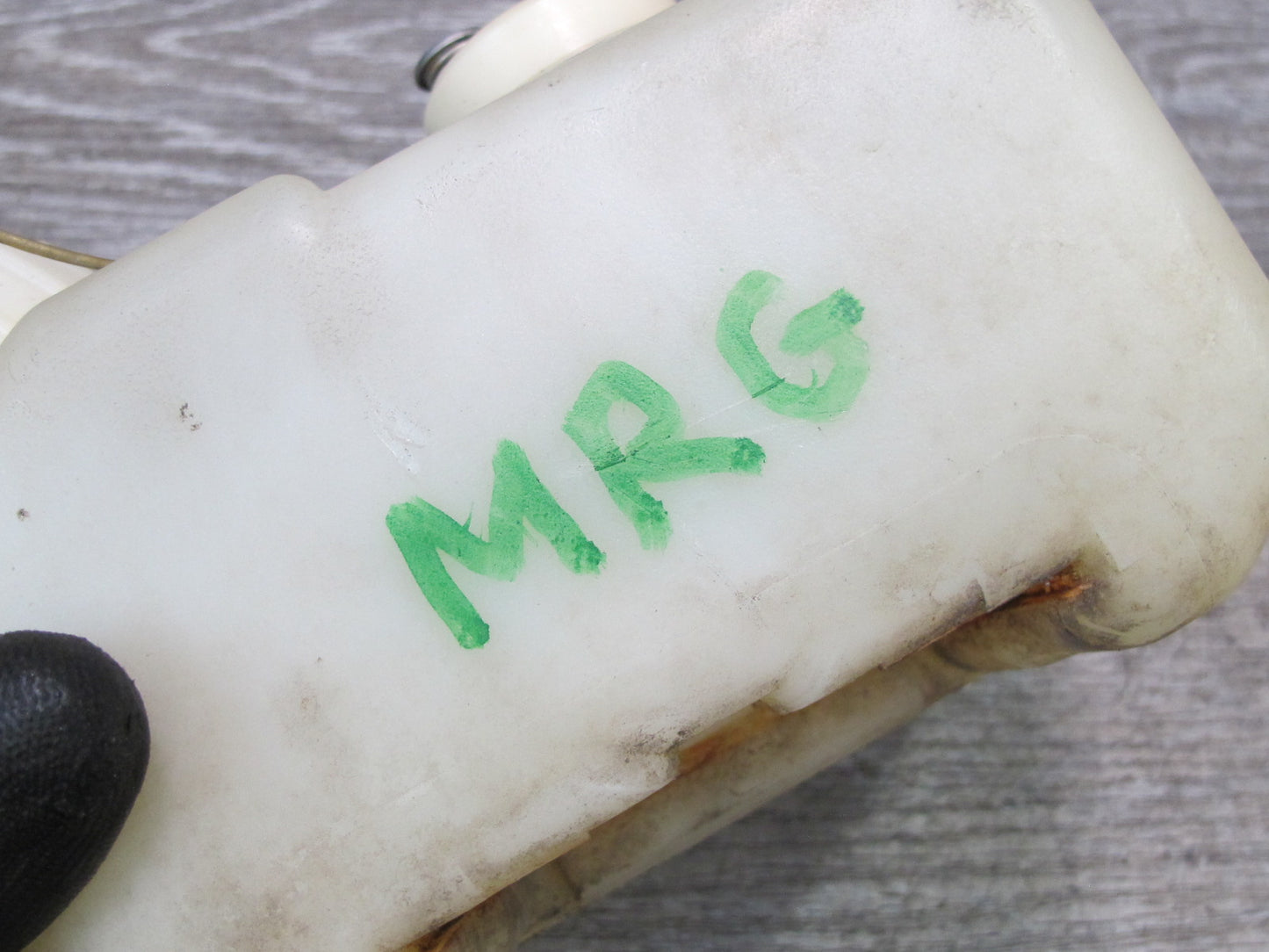 84-85 Mazda RX7 FB Sub Zero Starting Assist Fluid Reservoir Tank w Pump OEM