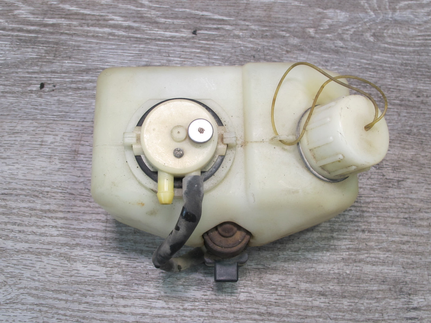 84-85 Mazda RX7 FB Sub Zero Starting Assist Fluid Reservoir Tank w Pump OEM