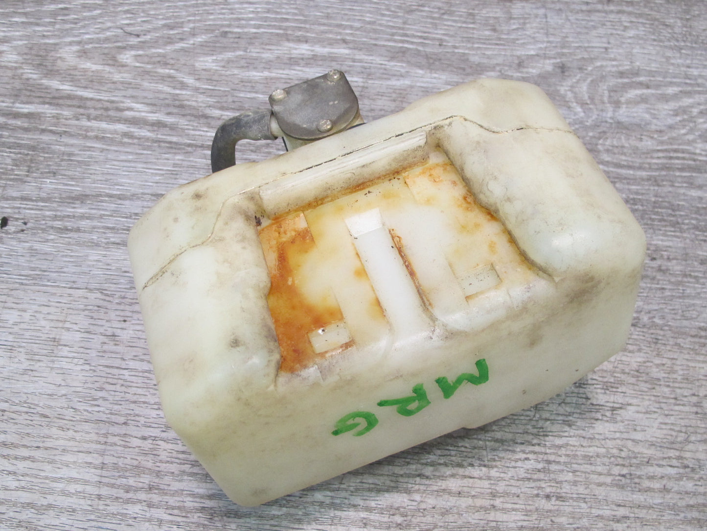 84-85 Mazda RX7 FB Sub Zero Starting Assist Fluid Reservoir Tank w Pump OEM