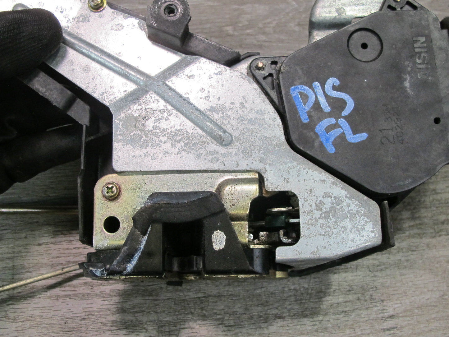04-05 Lexus JCE10L IS300 Front Left Door Lock Latch Actuator w Handle OEM