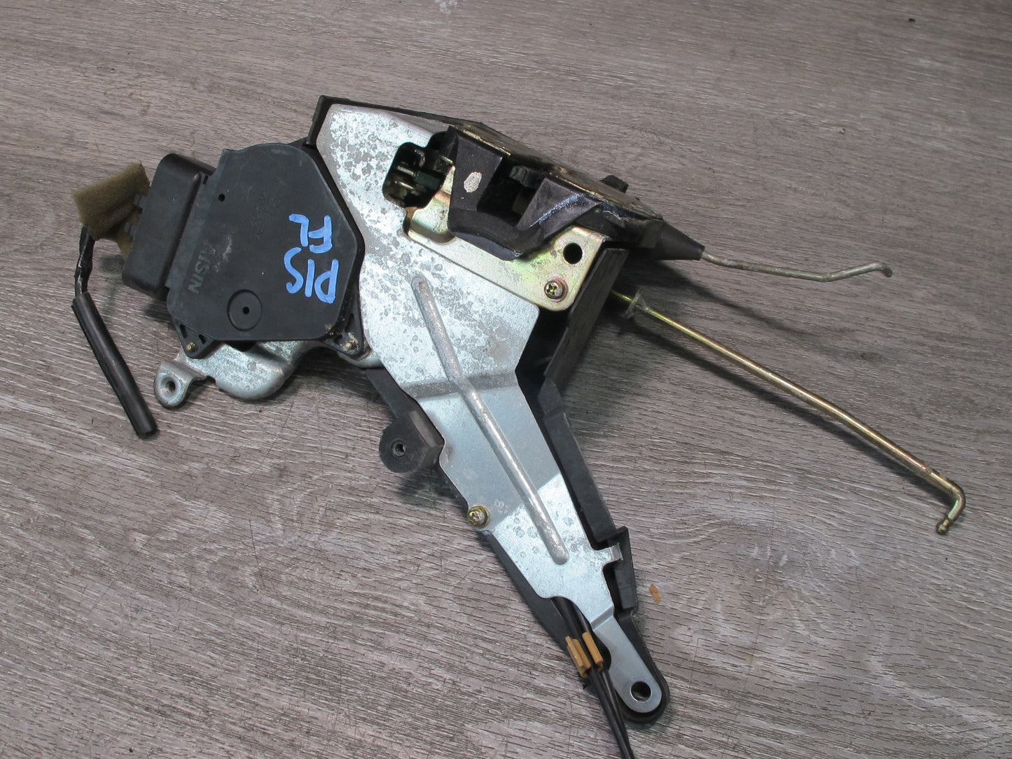 04-05 Lexus JCE10L IS300 Front Left Door Lock Latch Actuator w Handle OEM