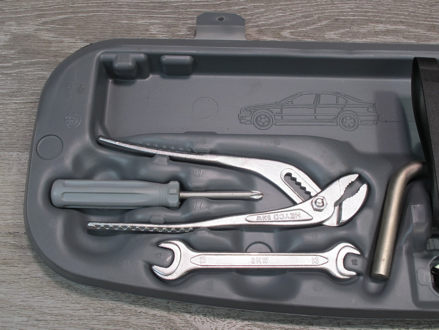 01-06 BMW E46 Convertible Spare Tire Lift Jack Wrench Tool KIT Case OEM