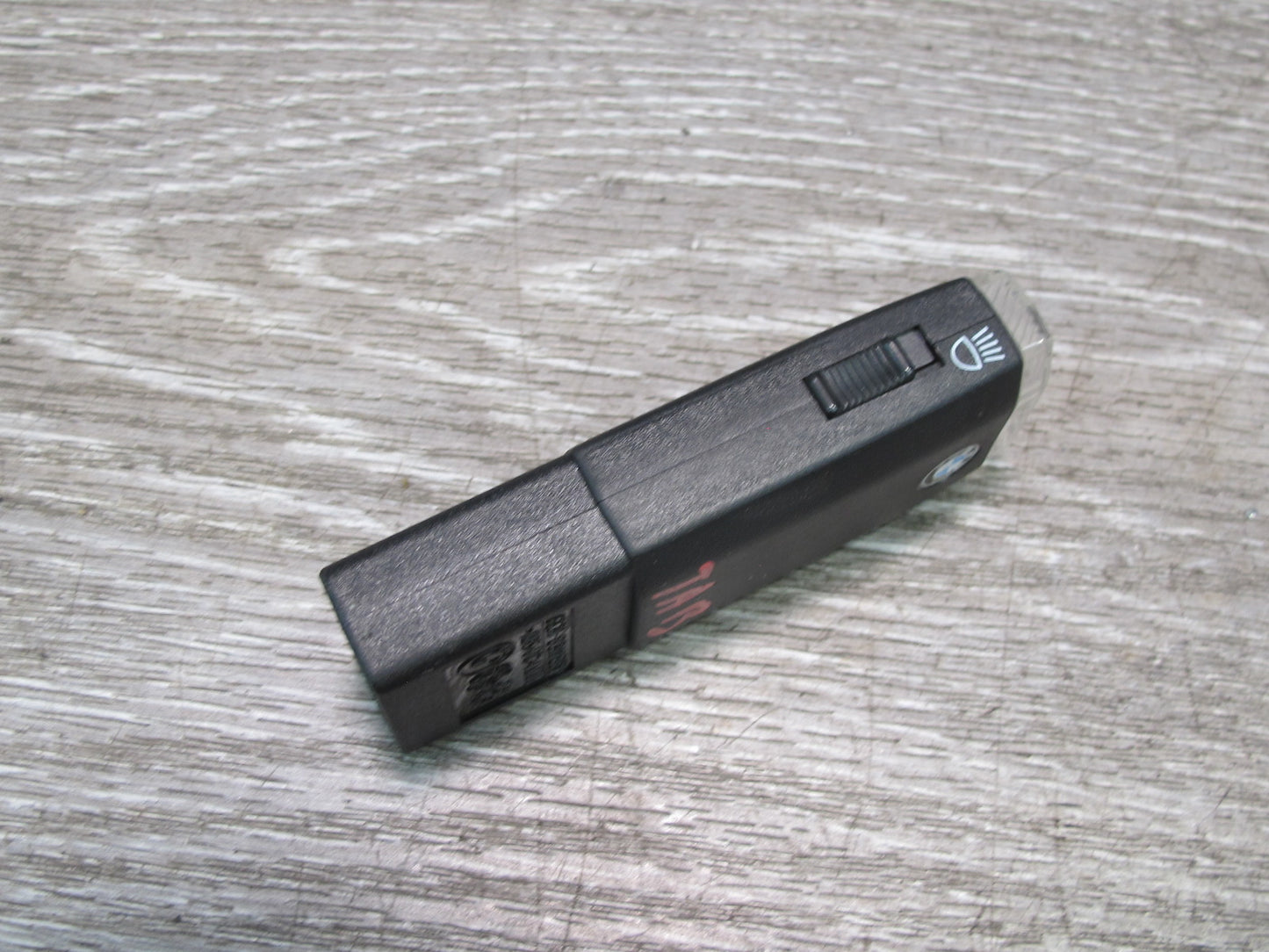 01-06 BMW E46 3-SERIES Glove Box Flash Torch Light Lamp 8377862 OEM