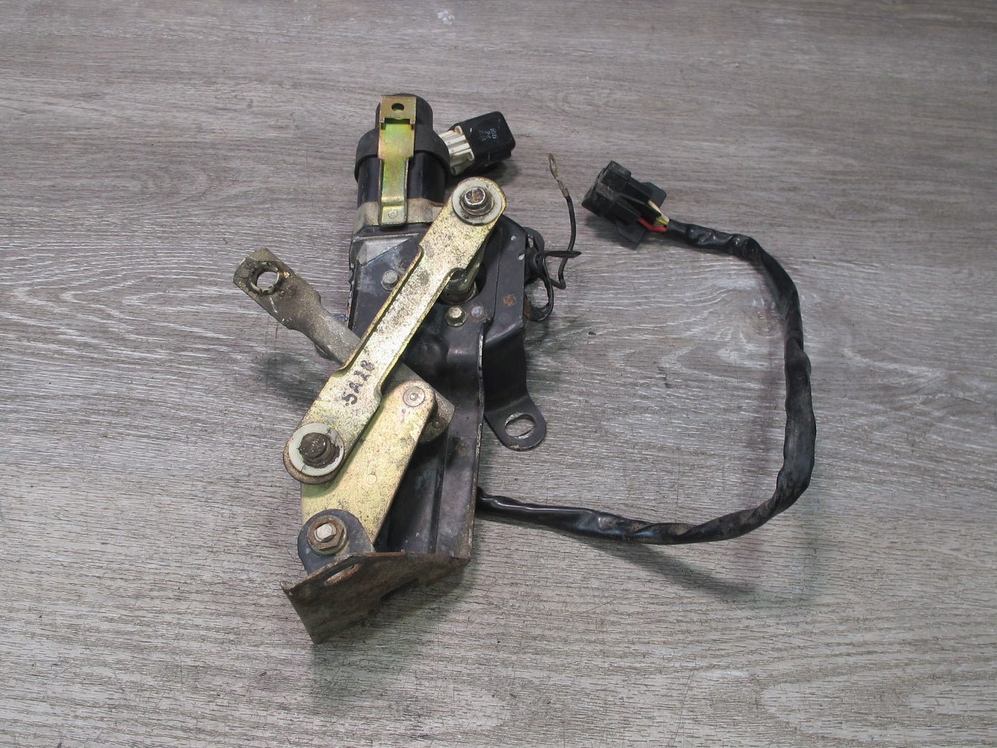 84-85 Mazda RX7 FB Front Right Pop-up Headlight Motor Assembly OEM