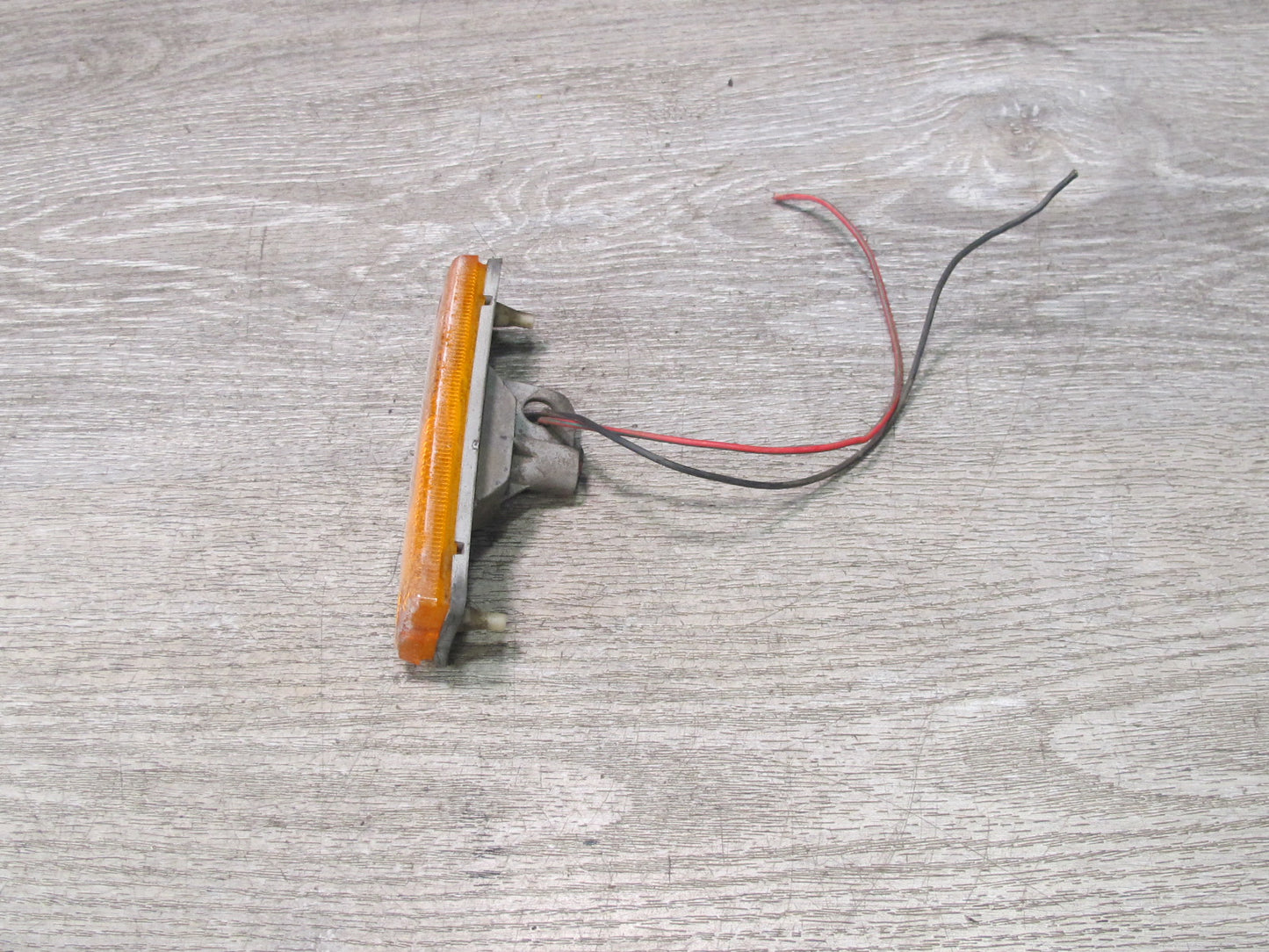 84-85 Mazda RX7 FB Set of 2 Front Fender Left & Right Side Marker Light Lamp OEM