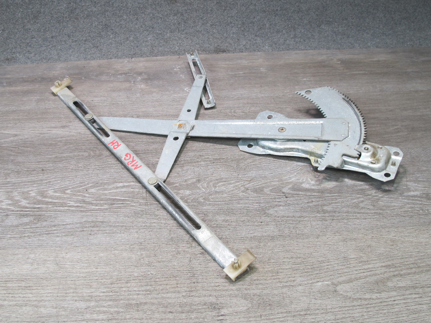 84-85 Mazda RX7 FB Right Passenger Door Manual Window Regulator OEM
