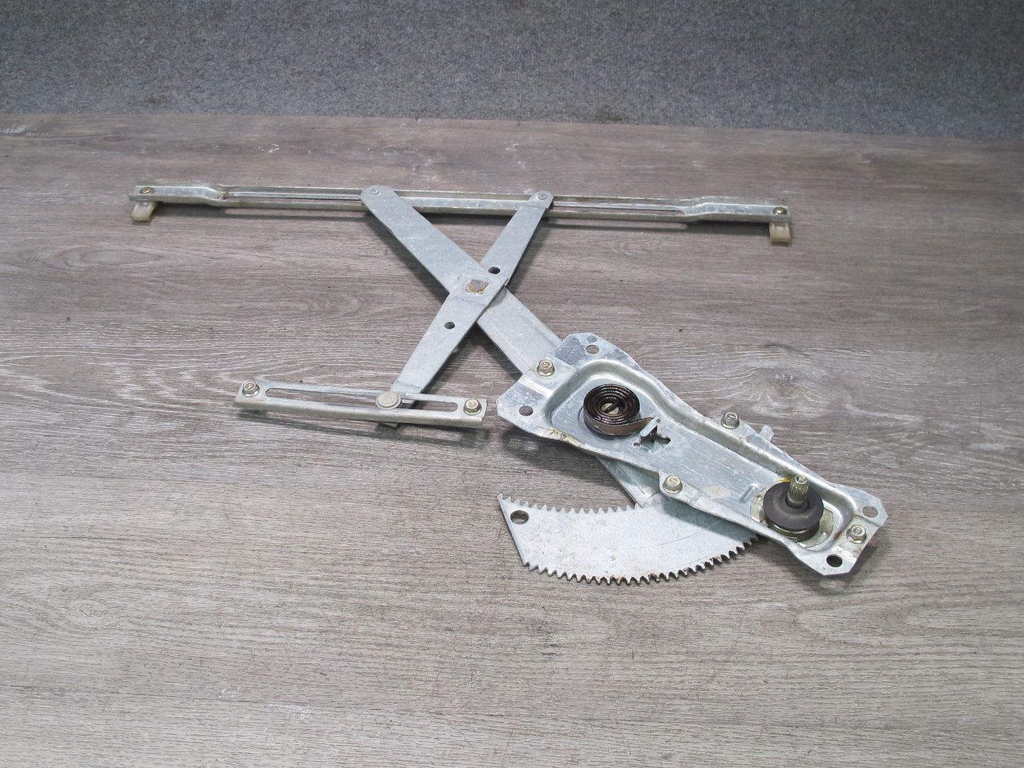 84-85 Mazda RX7 FB Right Passenger Door Manual Window Regulator OEM