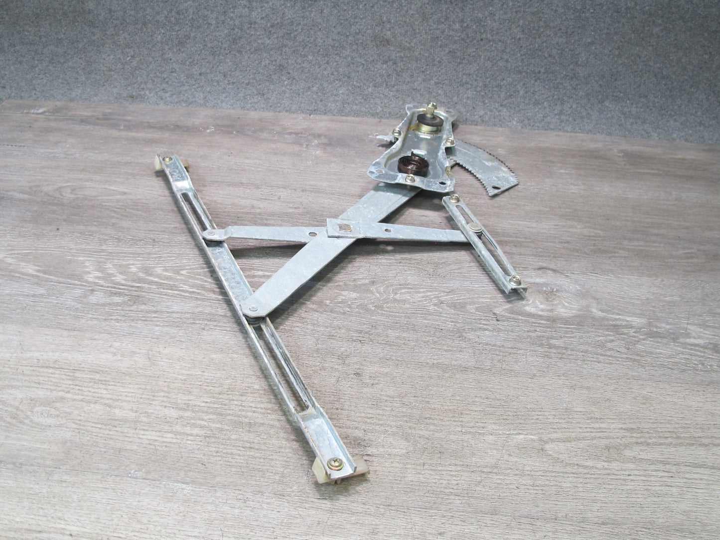 84-85 Mazda RX7 FB Right Passenger Door Manual Window Regulator OEM