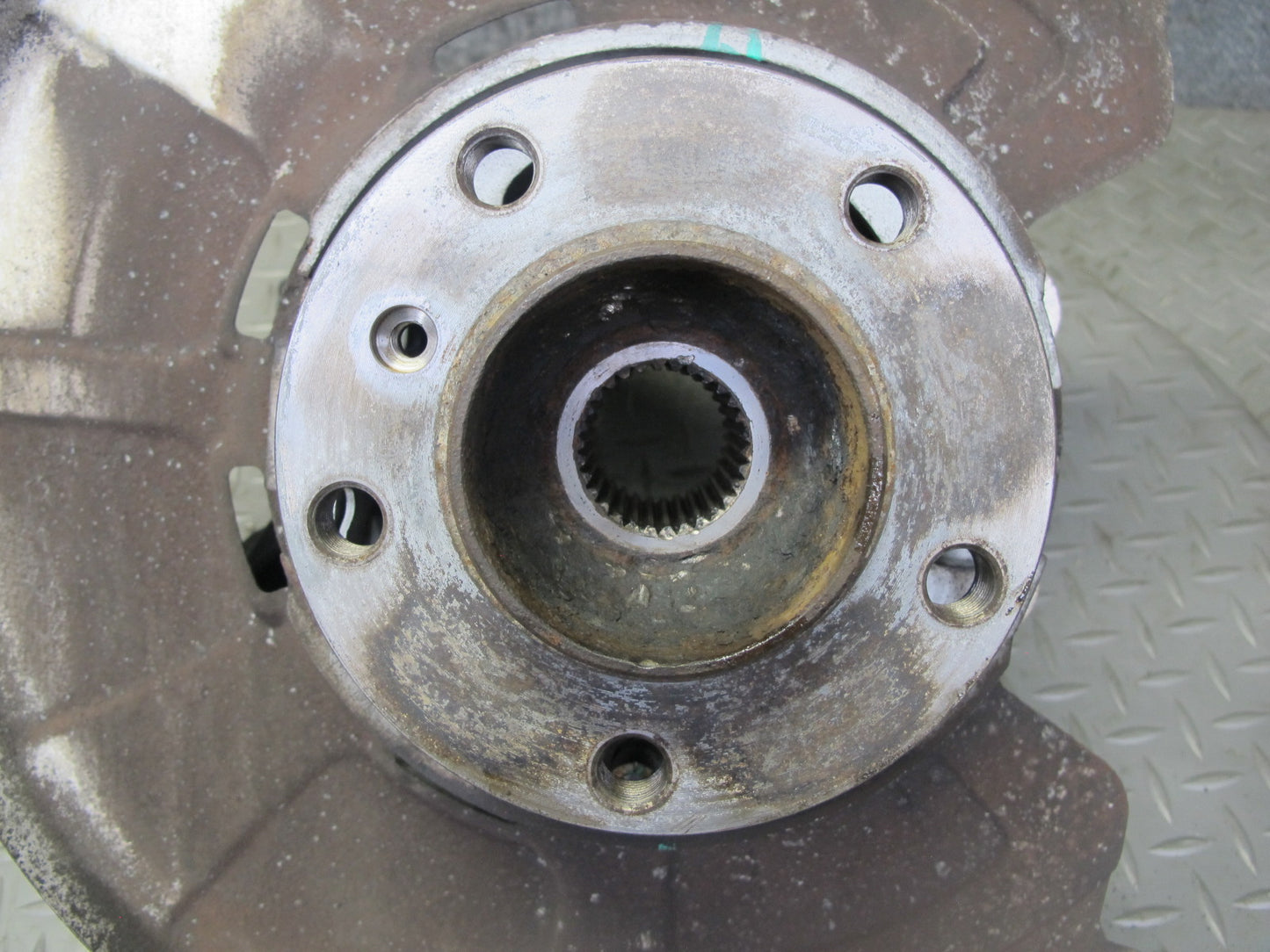 2007-2013 BMW E70 E71 E72 AWD Rear Left Spindle Knuckle Wheel Hub Bearing