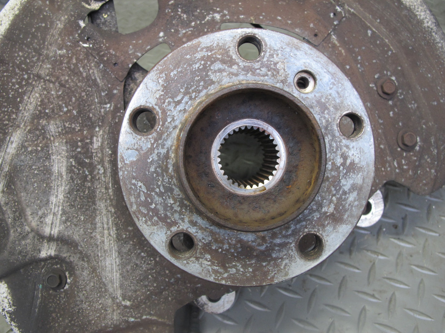 2007-2013 BMW E70 E71 E72 AWD Front Left Spindle Knuckle Wheel Hub Bearing