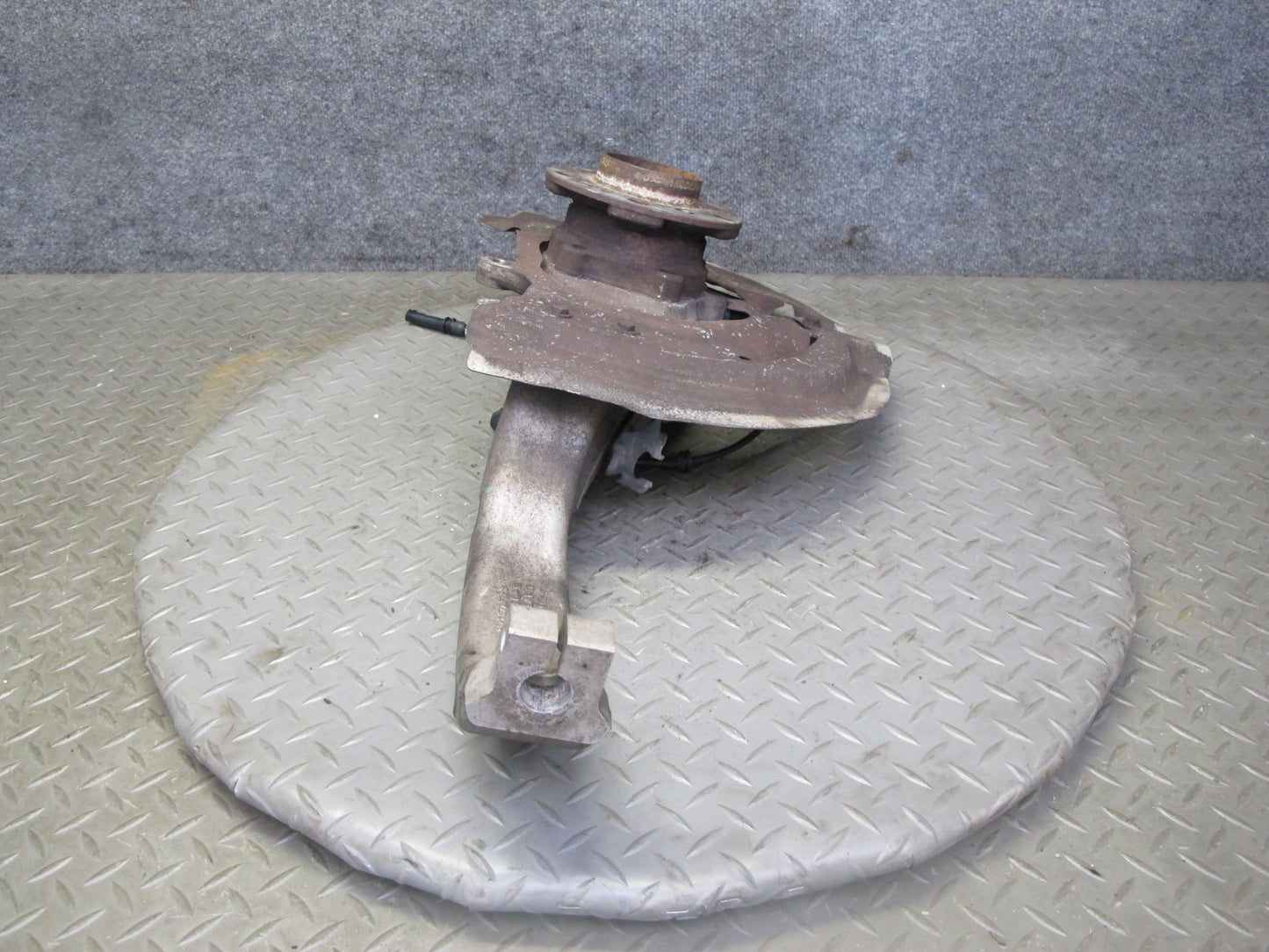 2007-2013 BMW E70 E71 E72 AWD Front Left Spindle Knuckle Wheel Hub Bearing