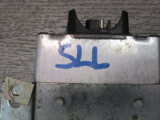 86-91 Mercedes R107 W126 Seat Belt Relay Module 0008210262 OEM