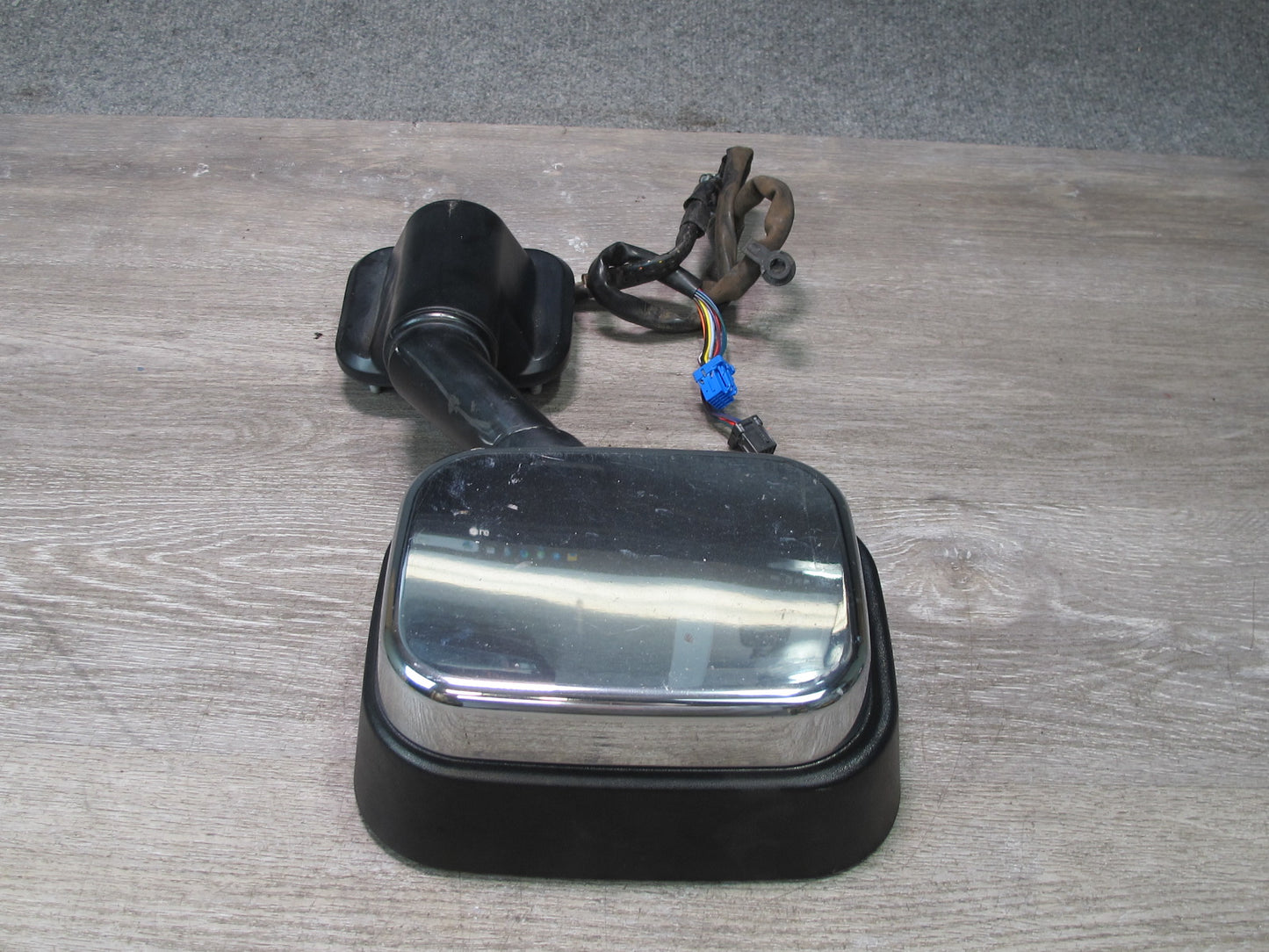 2003-2007 Hummer H2 Front Right Side Heated Power Exterior Door Mirror Chrome