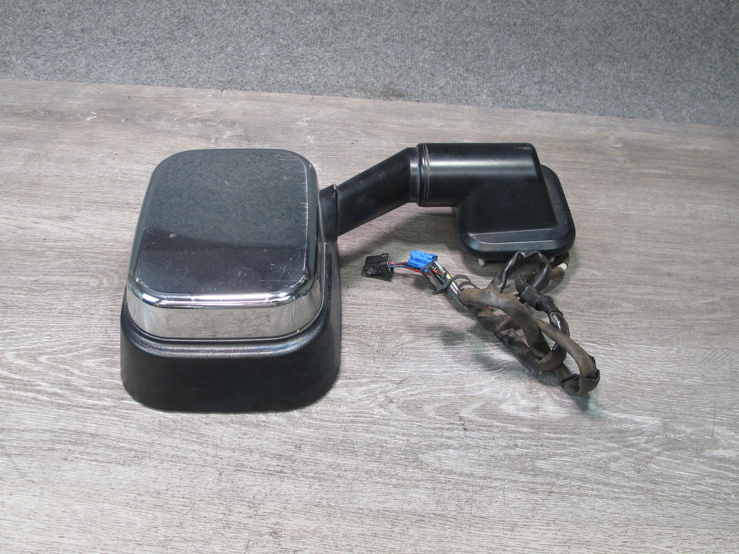 2003-2007 Hummer H2 Front Right Side Heated Power Exterior Door Mirror Chrome