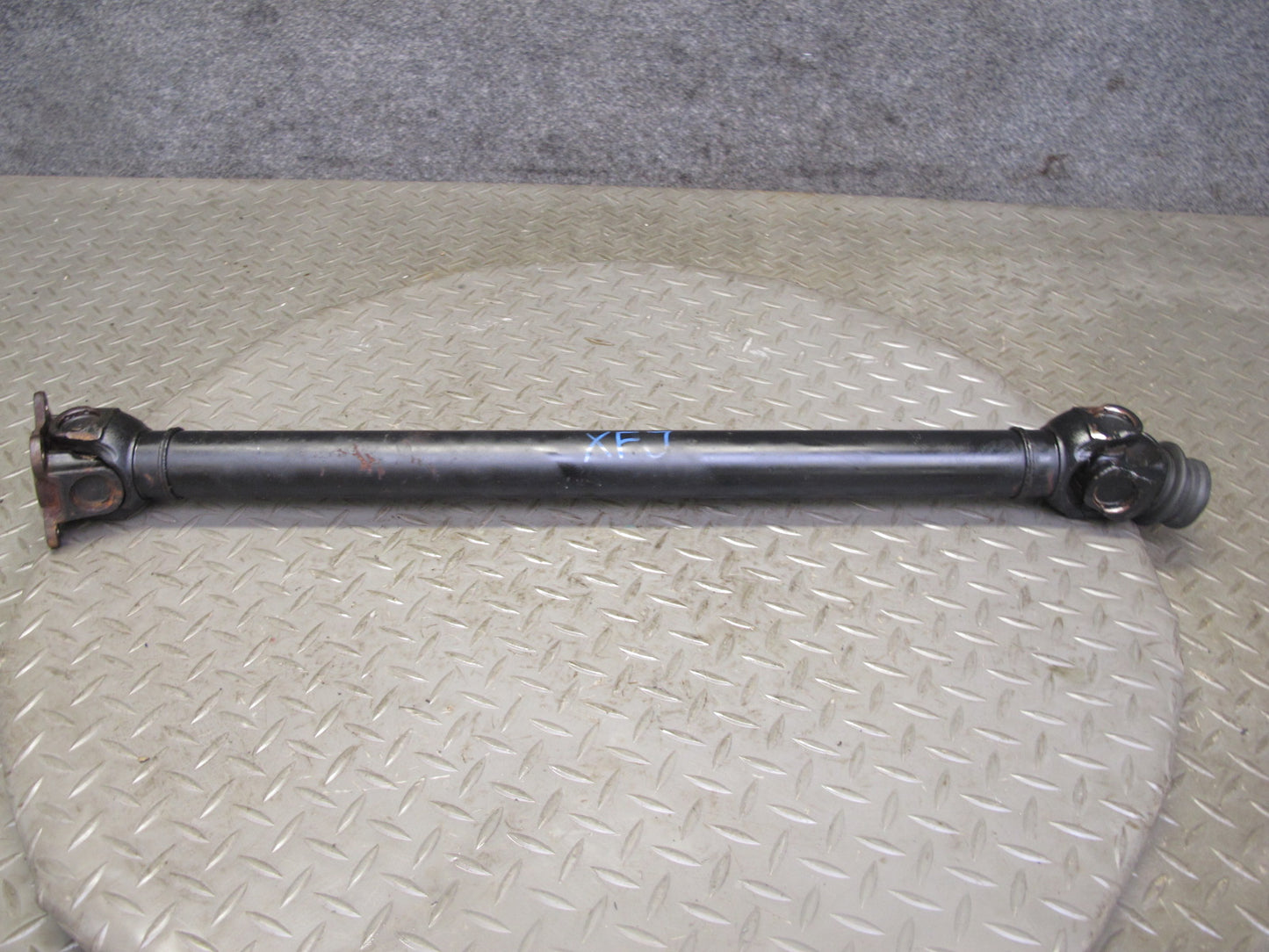 2010-2013 BMW E70 E71 X5M X6M AWD A/T Front Driveshaft Drive Shaft