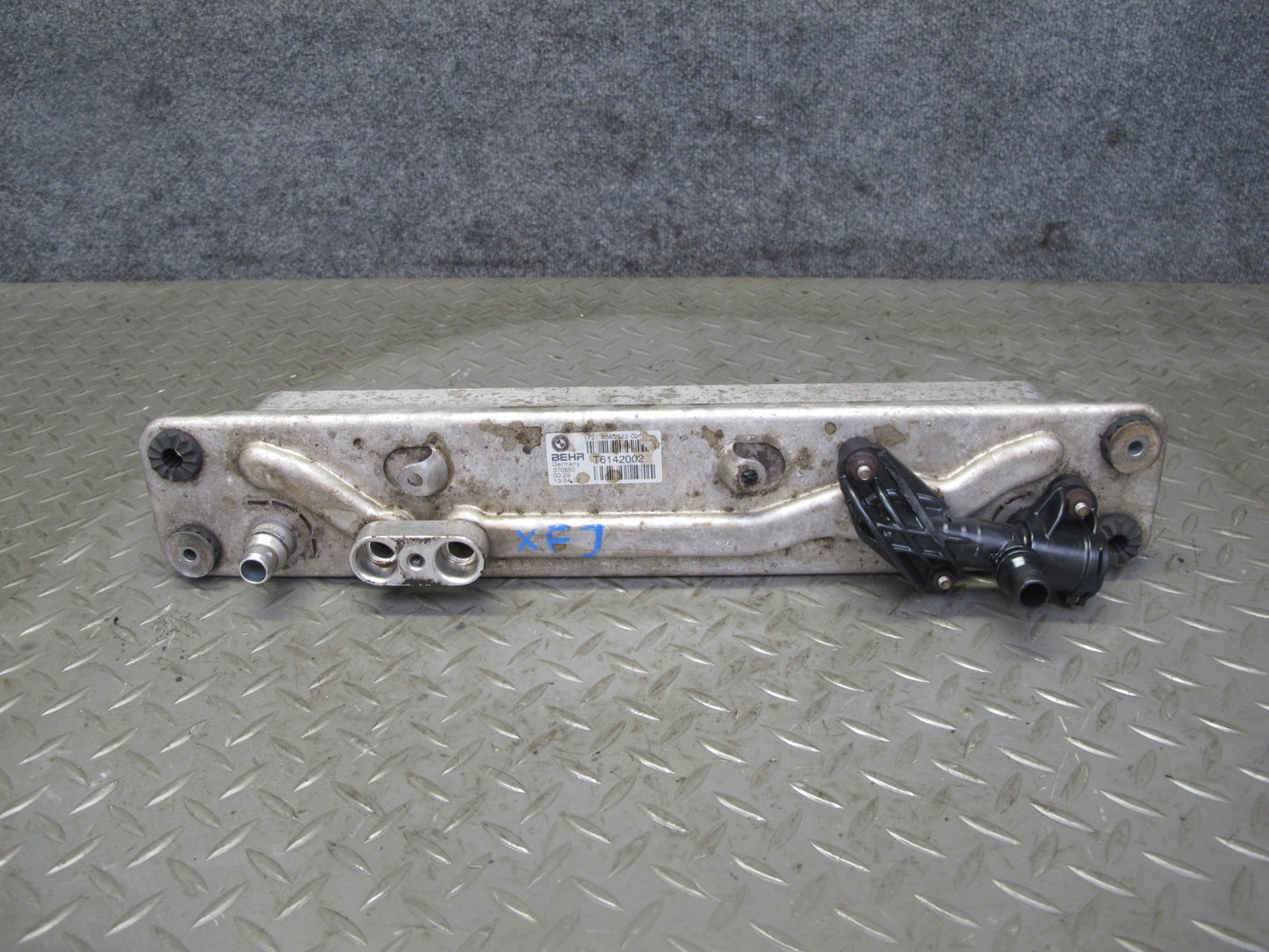 2010-2013 BMW E70 E71 X5M X6M A/T Transmission Heat Exchanger Oil Cooler 7589522