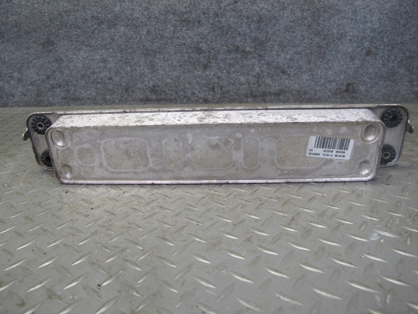 2010-2013 BMW E70 E71 X5M X6M A/T Transmission Heat Exchanger Oil Cooler 7589522