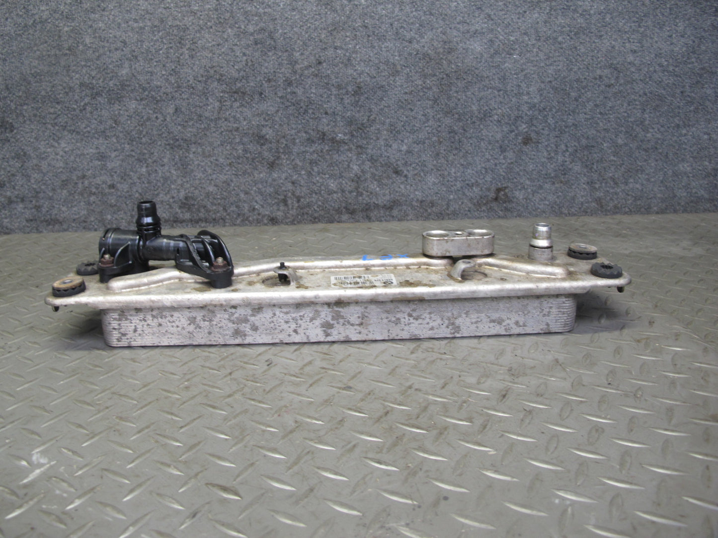 2010-2013 BMW E70 E71 X5M X6M A/T Transmission Heat Exchanger Oil Cooler 7589522