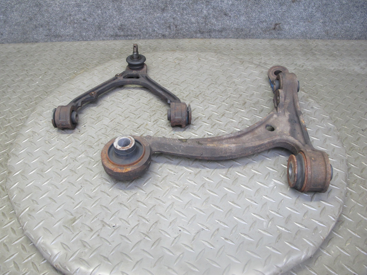 00-03 Honda S2000 Set of 2 Front Left Upper & Lower Control Arm OEM