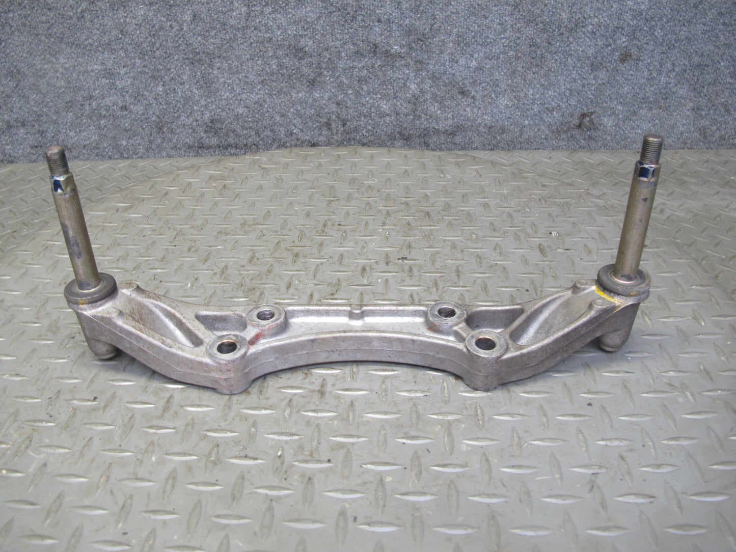 00-09 Honda S2000 Rear Differential Mount Bracket Support OEM