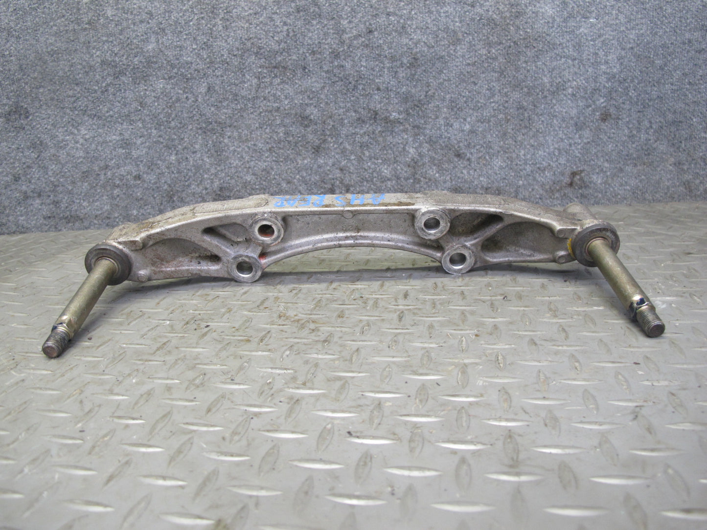 00-09 Honda S2000 Rear Differential Mount Bracket Support OEM