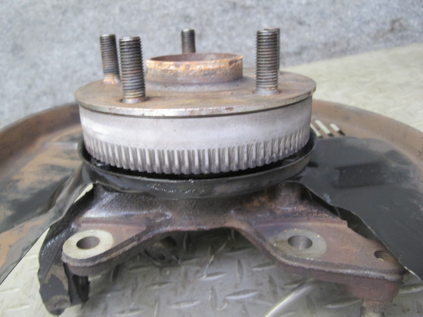 89-92 Toyota Supra MK3 ABS Front Right Spindle Knuckle Wheel Hub Bearing 71K OEM