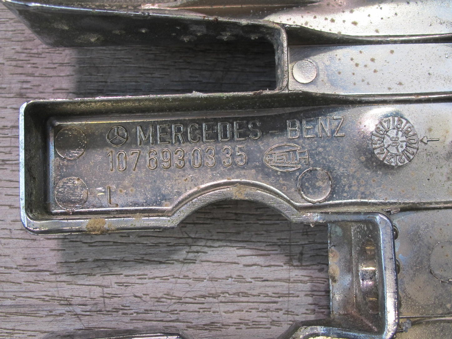 73-89 Mercedes R107 Convertible B Pillar TOP Hinge Latch Chrome Cover Set OEM