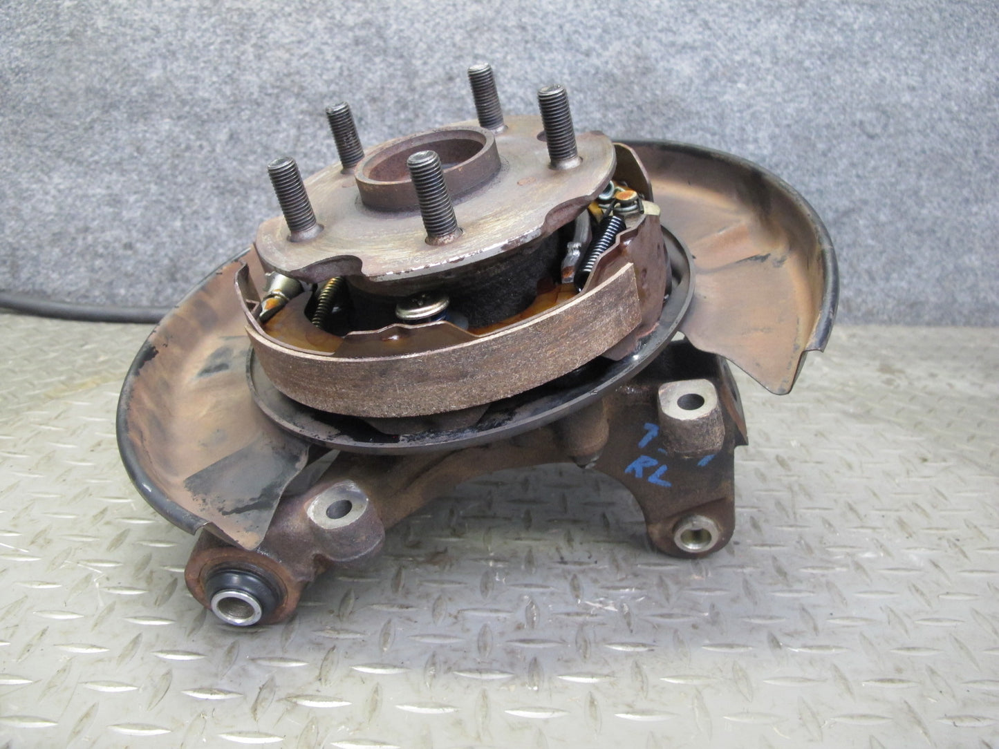 86-92 Toyota Supra MA70L Rear Left Spindle Knuckle Wheel Hub Bearing 71K OEM