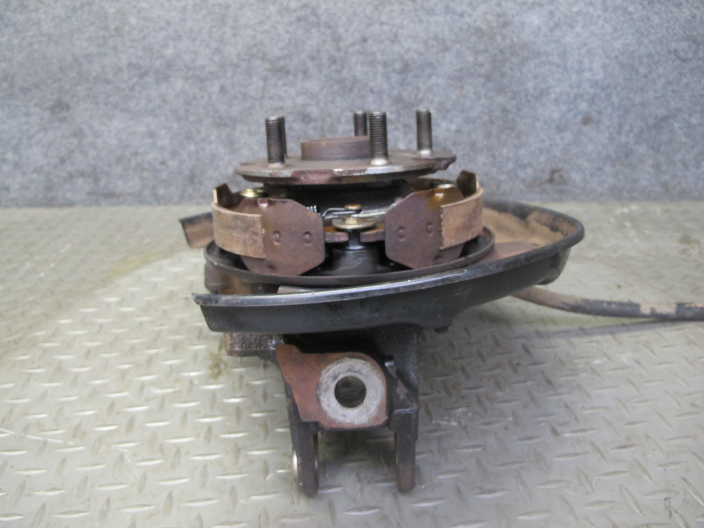 86-92 Toyota Supra MA70L Rear Left Spindle Knuckle Wheel Hub Bearing 71K OEM