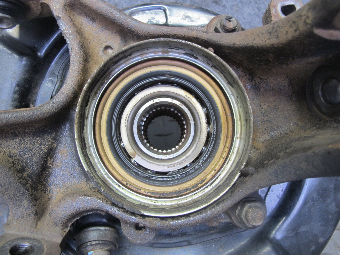 86-92 Toyota Supra MA70L Rear Left Spindle Knuckle Wheel Hub Bearing 71K OEM