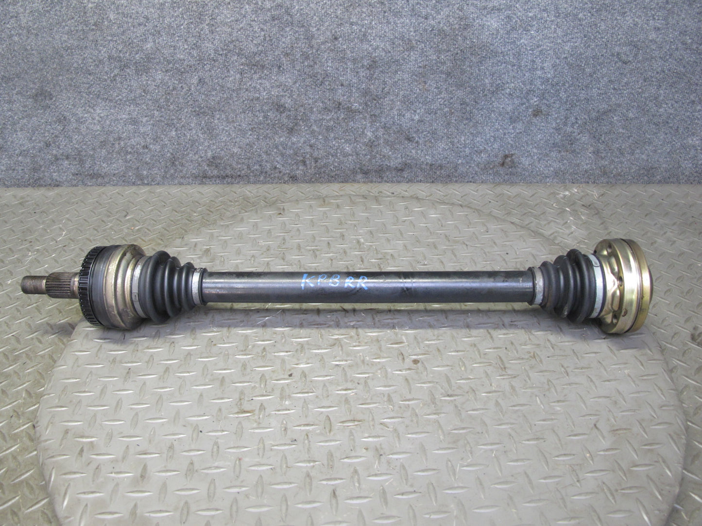 2003-2004 Porsche Boxster 986 M/T 5-SPEED Rear Right Side Suspension Axle Shaft