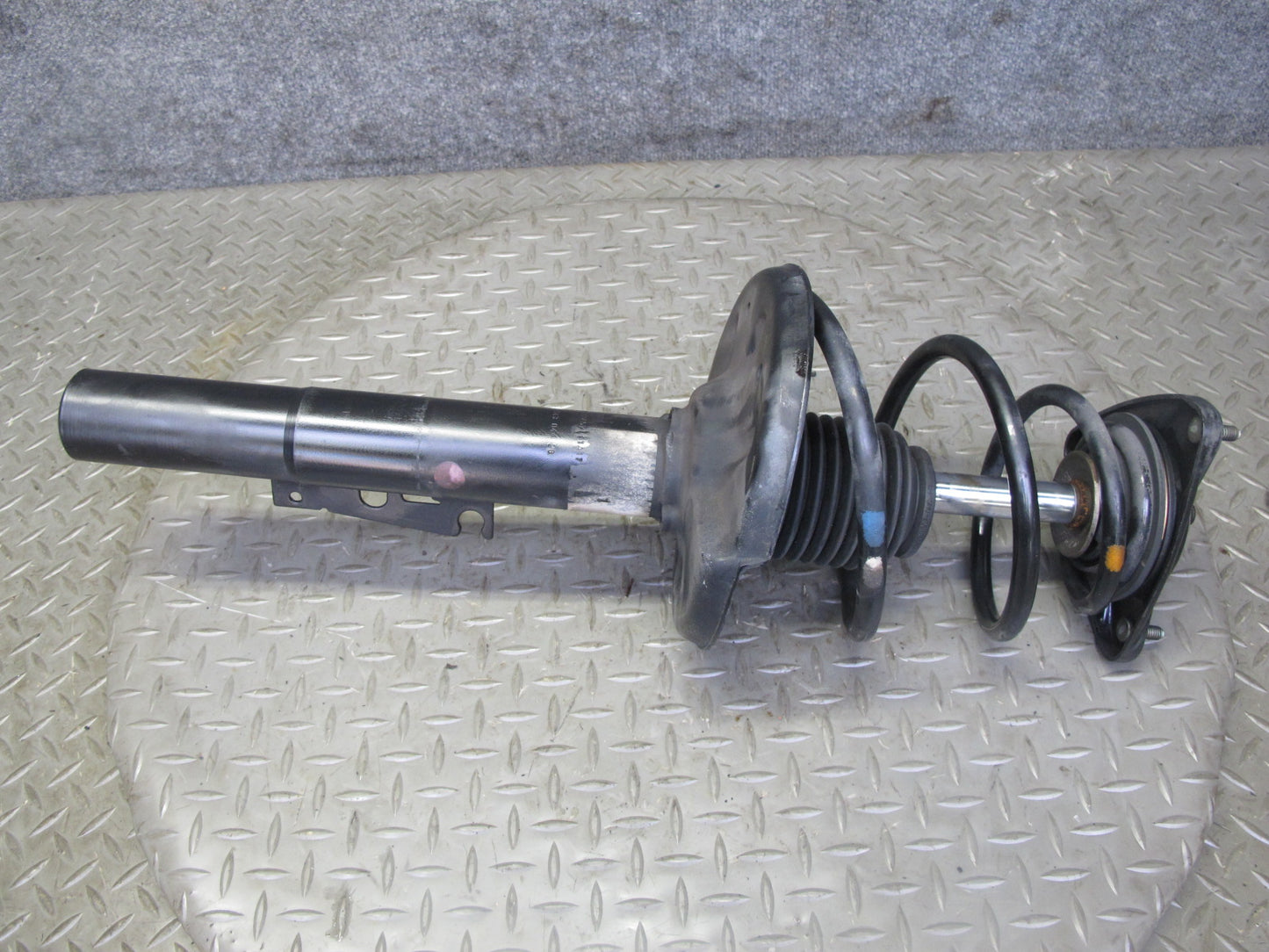 1997-2004 Porsche Boxster 986 Rear Left & Right Side Strut Shock Absorber Set