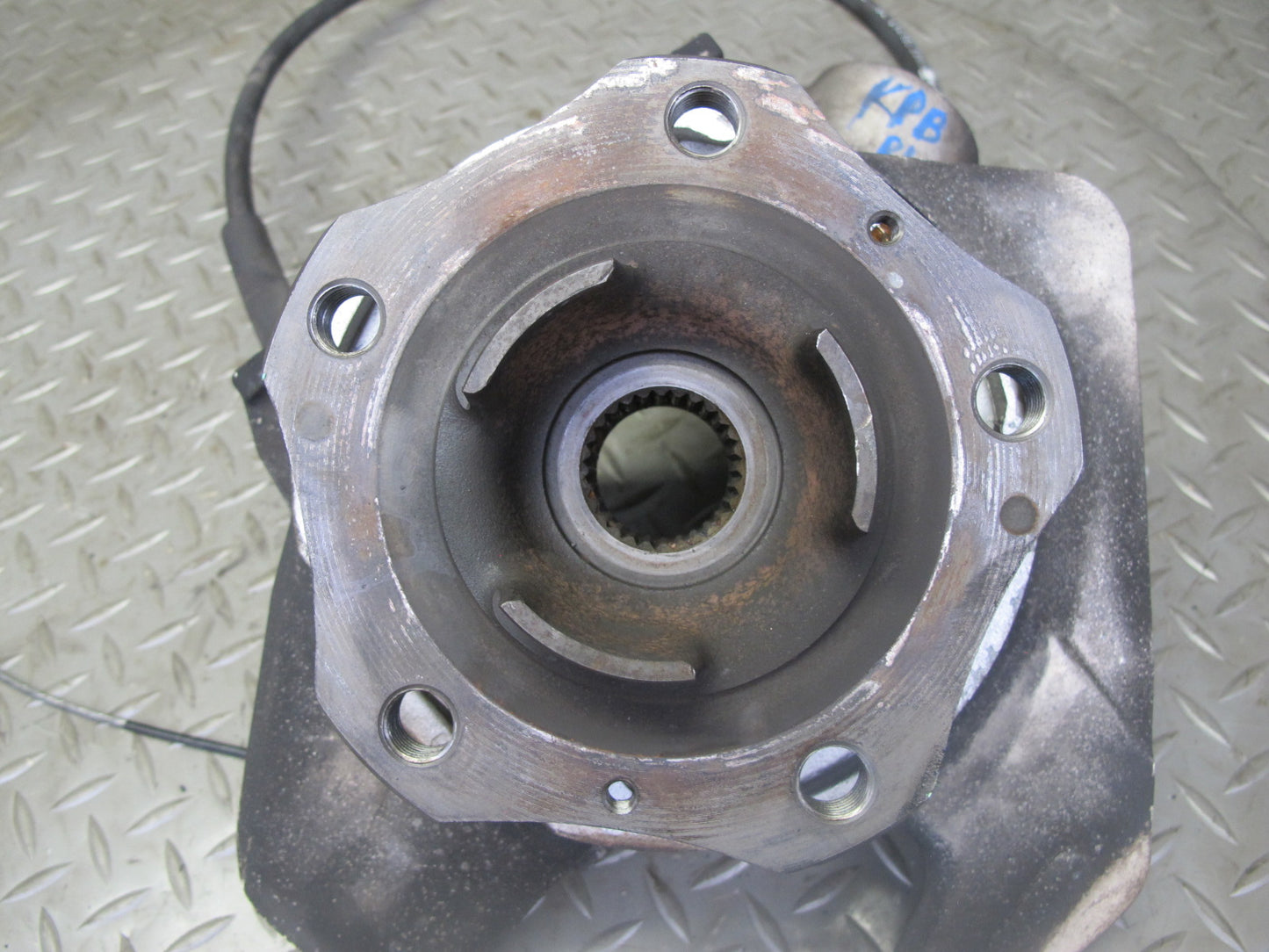 1997-2004 Porsche Boxster 986 Rear Left Side Spindle Knuckle Wheel Hub Bearing