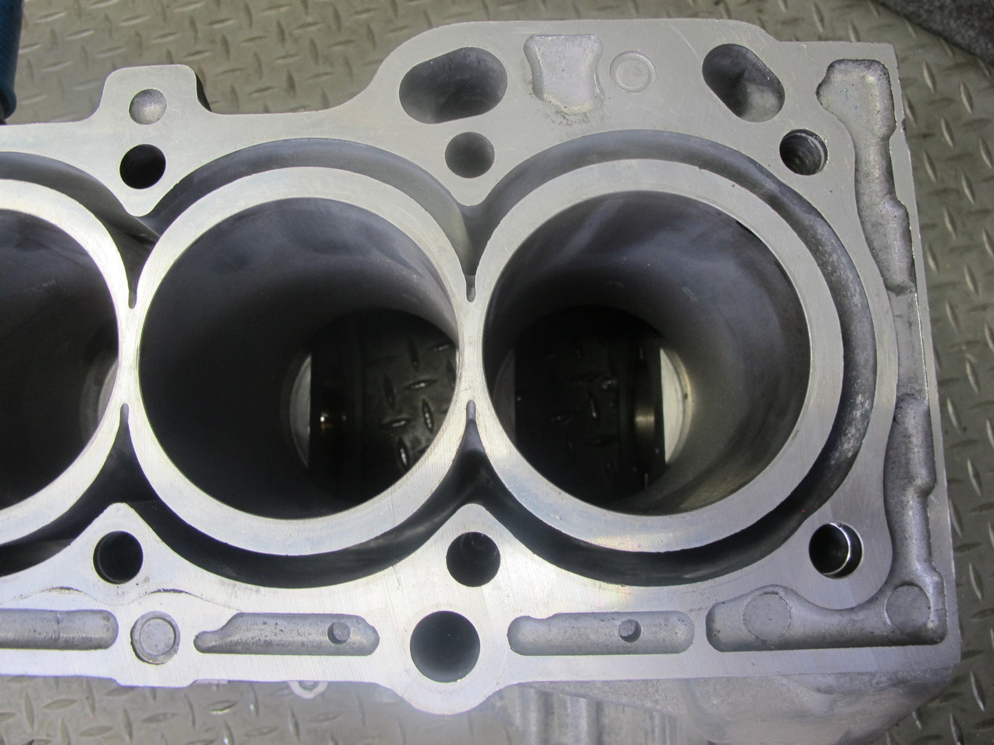 00-03 Honda S2000 2.0L F20C Engine Motor Block 117k Miles OEM