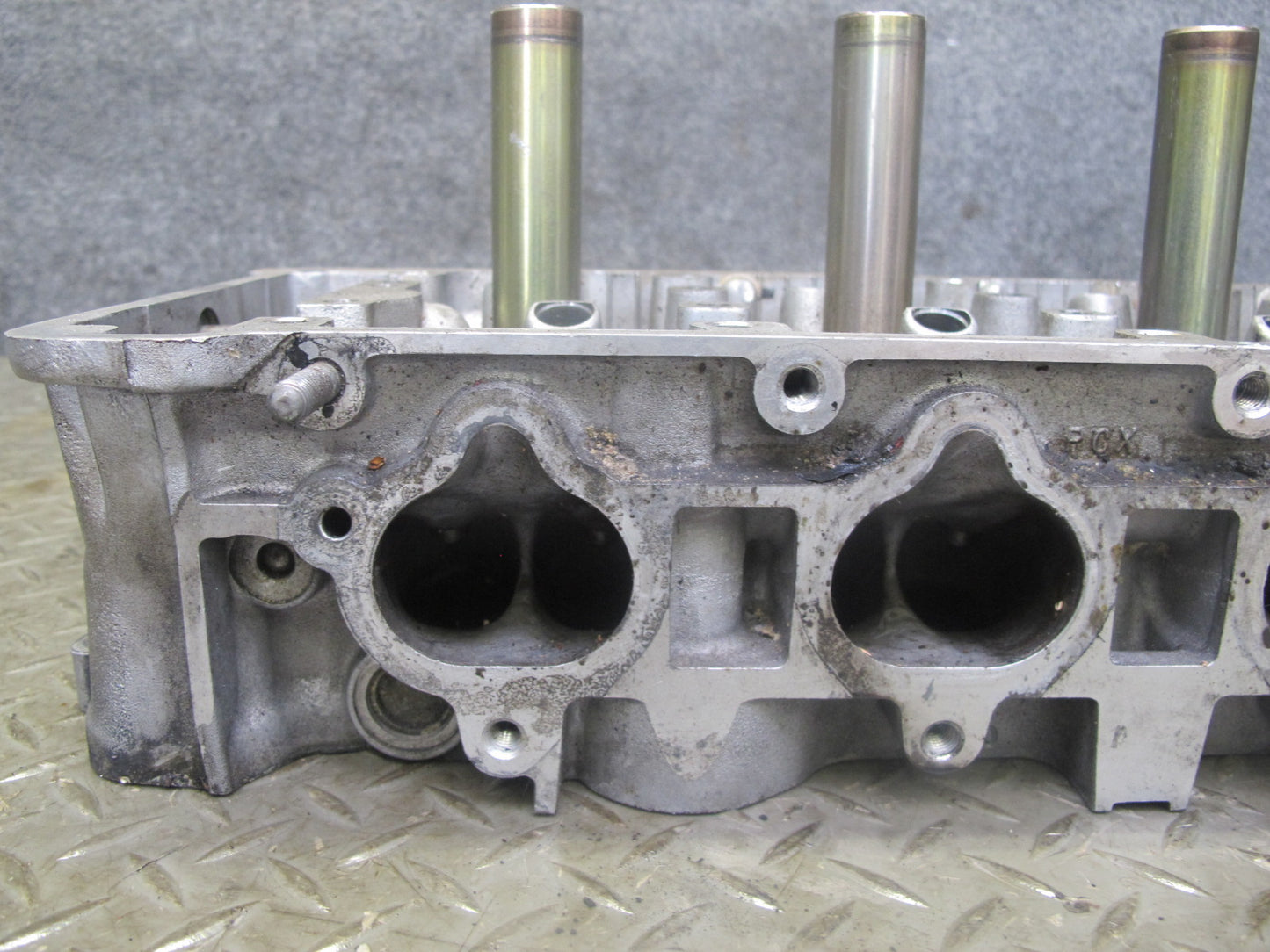 00-03 Honda S2000 2.0L F20C Engine Cylinder Head 117k Miles OEM