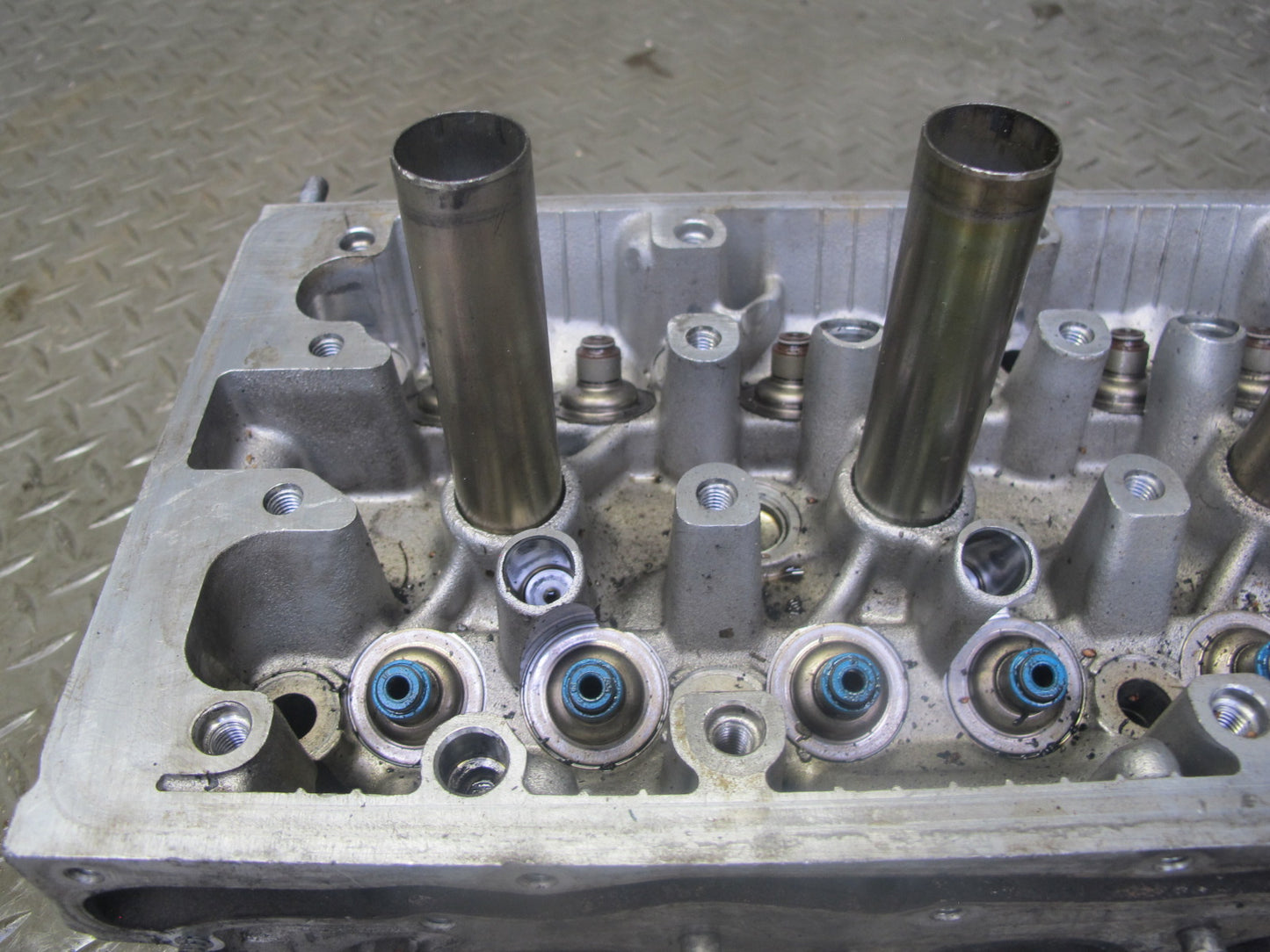 00-03 Honda S2000 2.0L F20C Engine Cylinder Head 117k Miles OEM
