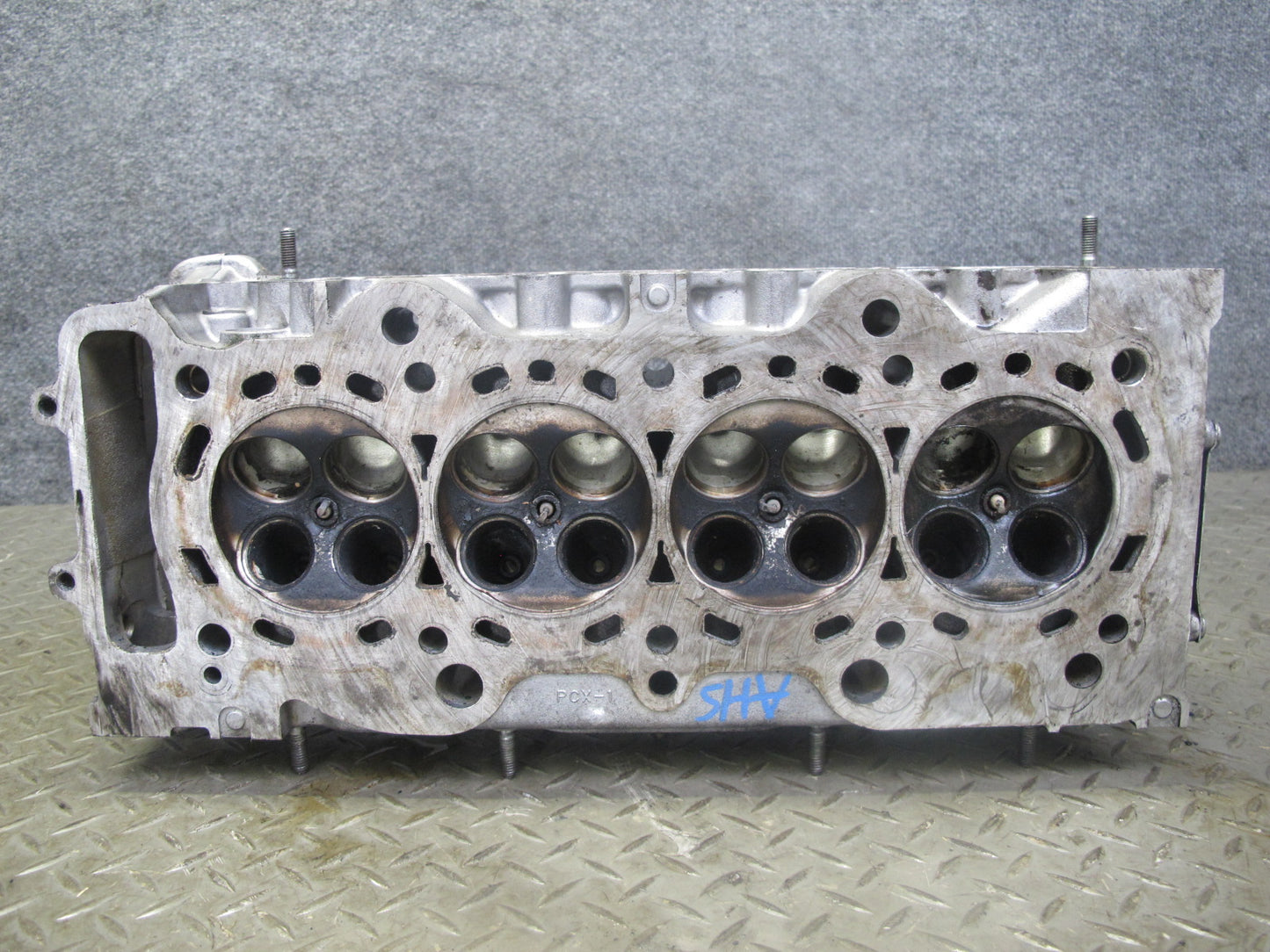 00-03 Honda S2000 2.0L F20C Engine Cylinder Head 117k Miles OEM