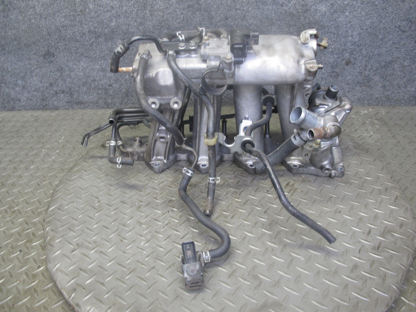 00-05 Honda S2000 2.0L F20C Engine Intake Manifold 118K Miles OEM