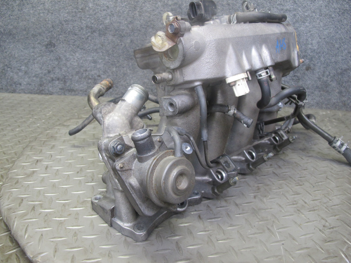 00-05 Honda S2000 2.0L F20C Engine Intake Manifold 118K Miles OEM