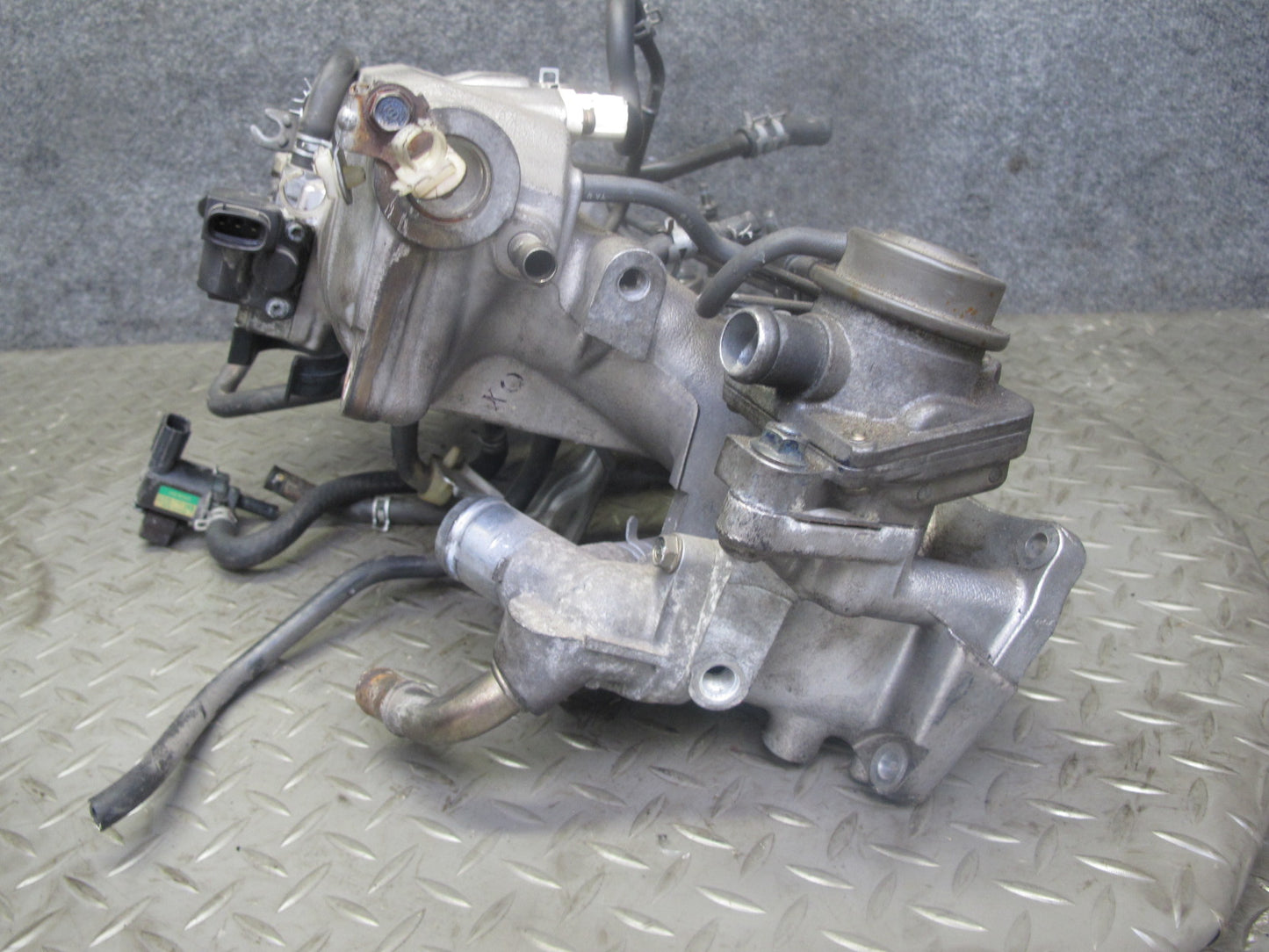 00-05 Honda S2000 2.0L F20C Engine Intake Manifold 118K Miles OEM