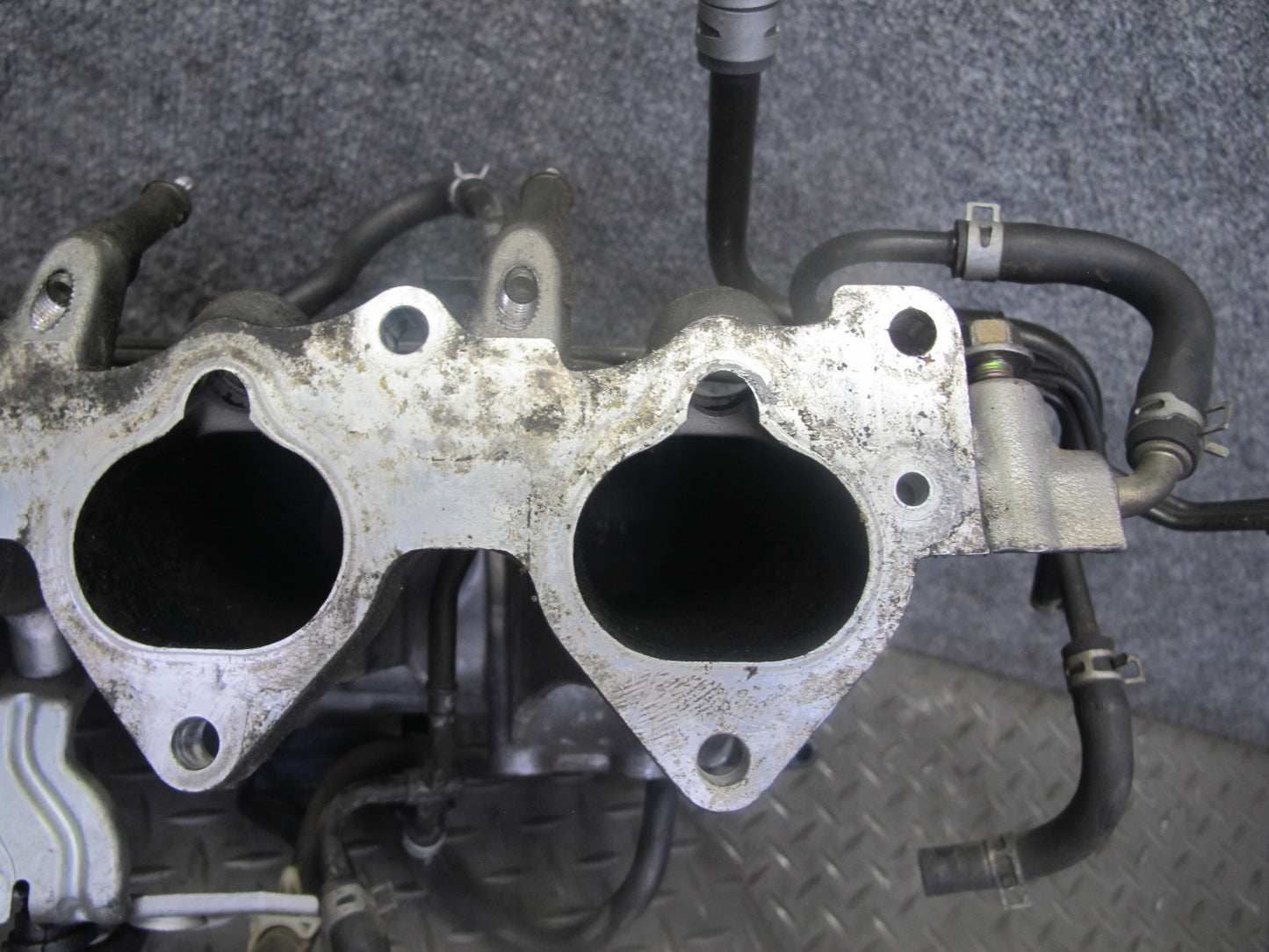 00-05 Honda S2000 2.0L F20C Engine Intake Manifold 118K Miles OEM