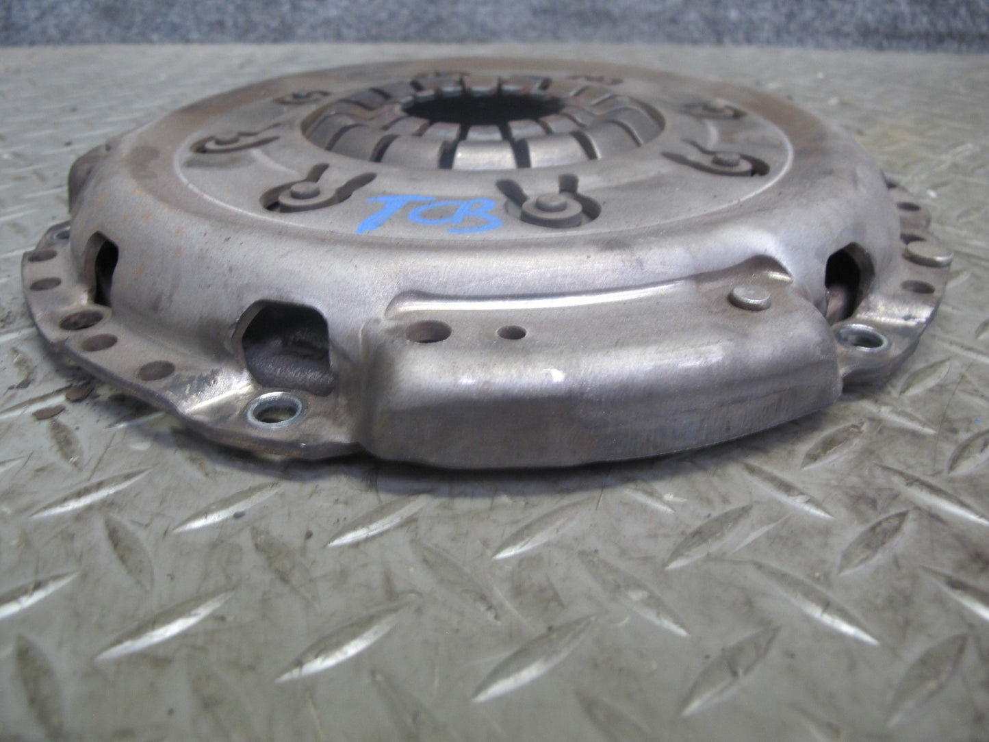 96-99 BMW E36 328i M52 M/T Manual Flywheel Clutch Pressure Plate Bolt Set OEM