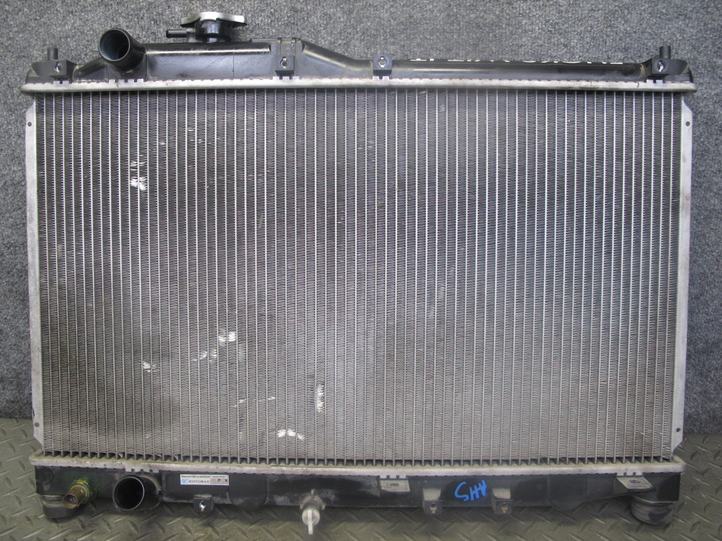 00-03 Honda S2000 Aftermarket Engine Cooling Radiator
