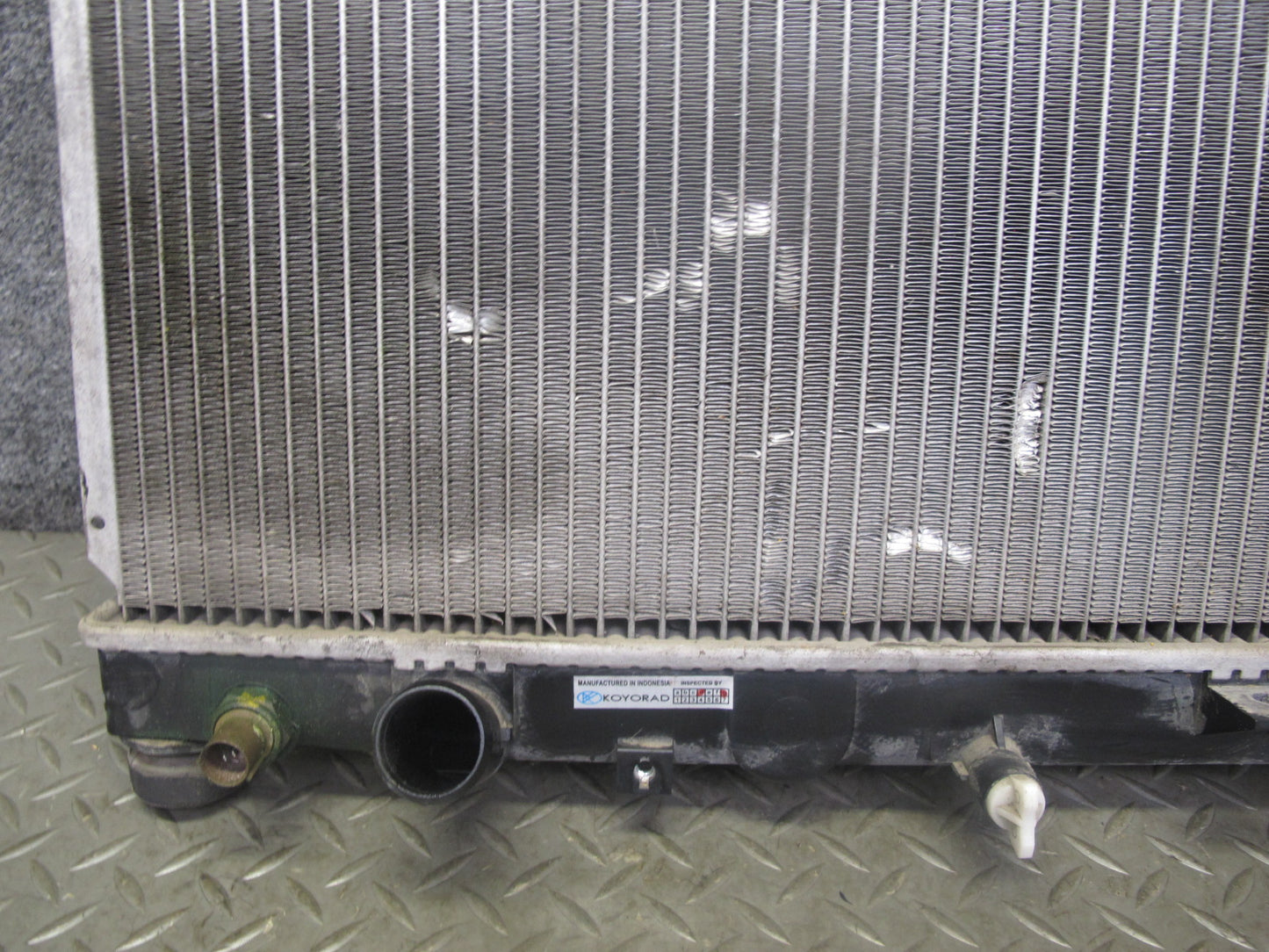 00-03 Honda S2000 Aftermarket Engine Cooling Radiator