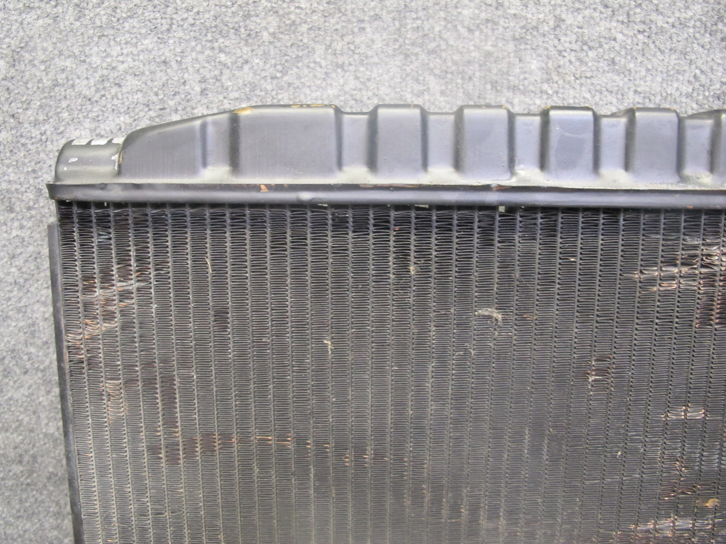 89-92 Toyota Supra MK3 MA70L 7MGE NON Turbo A/T Radiator w Dual Cooling Fan OEM