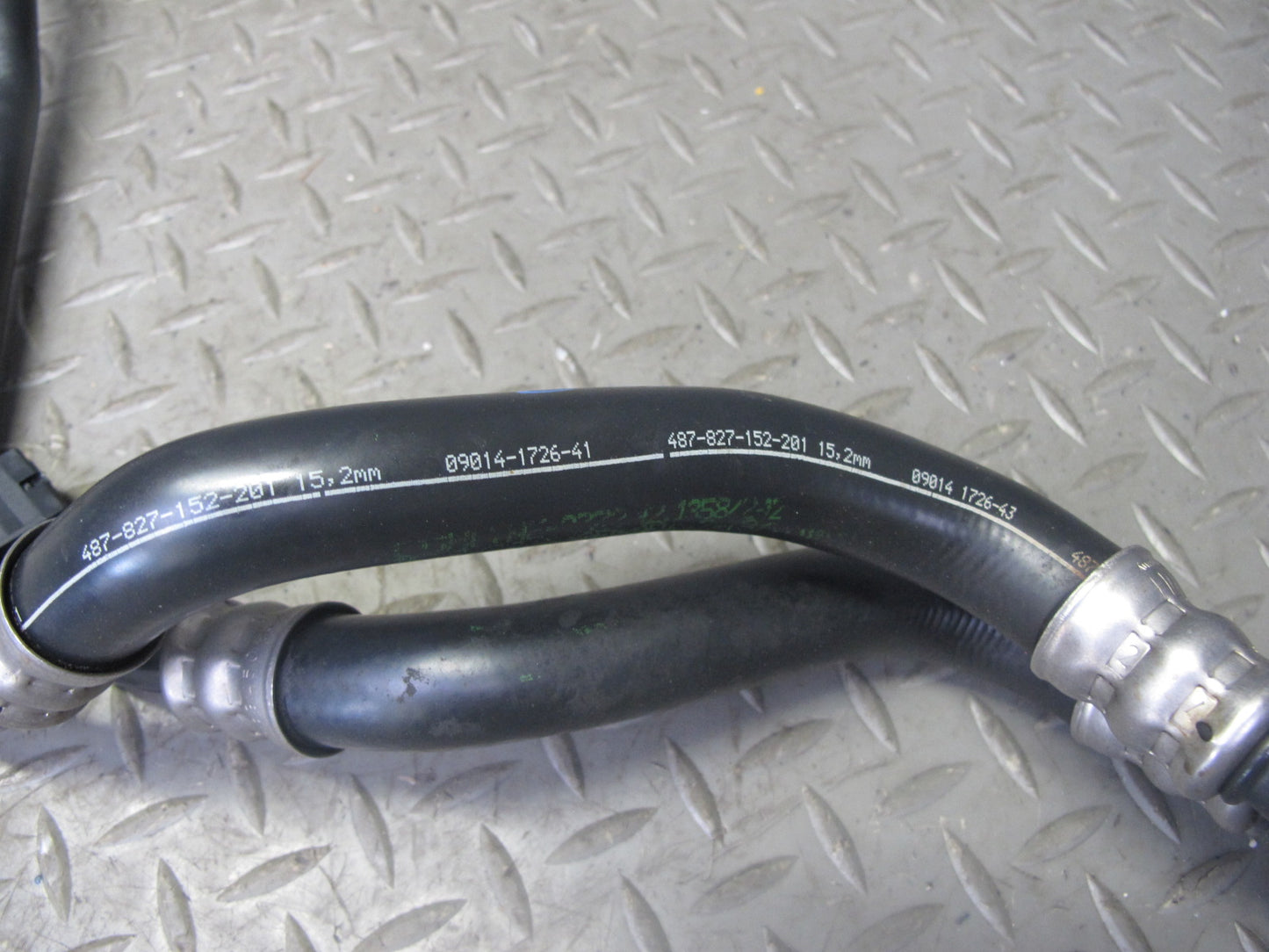 14-15 BMW F30 F31 F32 F33 F34 N55 Engine Oil Cooler Hose Pipe Line OEM