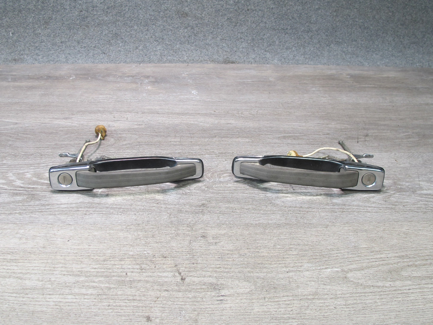 86-89 Mercedes R107 560SL Set of 2 Left & Right Door Exterior Handle OEM