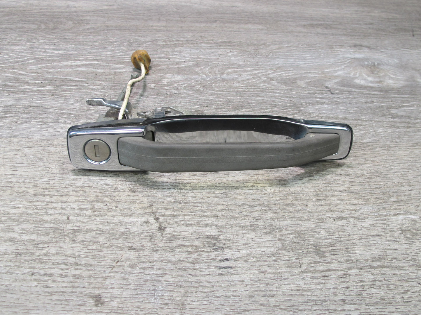 86-89 Mercedes R107 560SL Set of 2 Left & Right Door Exterior Handle OEM
